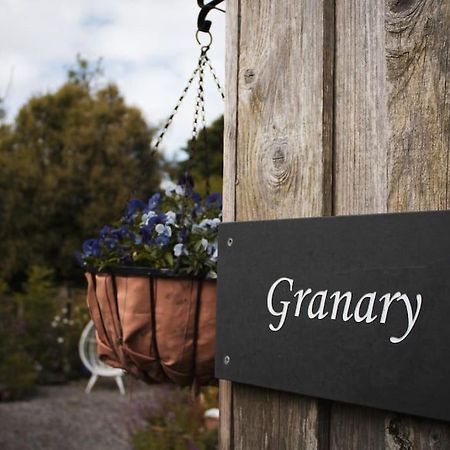 The Granary Apartment Barbrook ภายนอก รูปภาพ