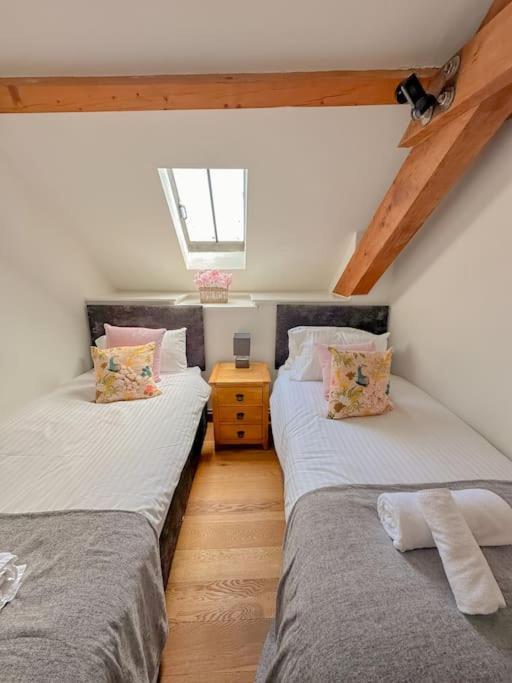 The Granary Apartment Barbrook ภายนอก รูปภาพ
